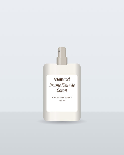 Brume Fleur de Coton Vannucci, flacon vaporisateur sur fond clair