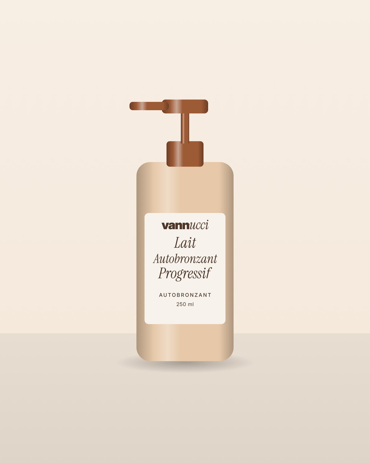 Lait Autobronzant Progressif Vannucci, flacon pompe sur fond clair
